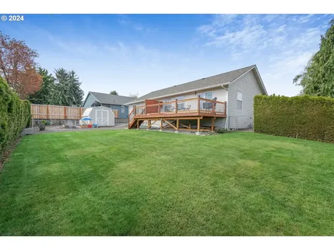 566 Ne Hilltop Court Sublimity OR 97385