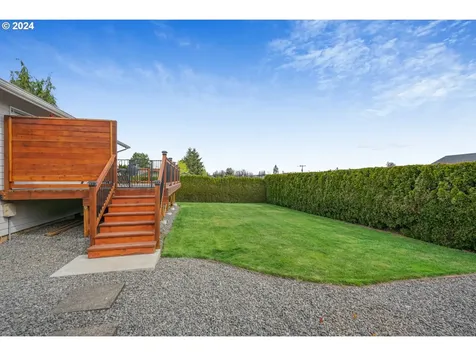 566 Ne Hilltop Court Sublimity OR 97385