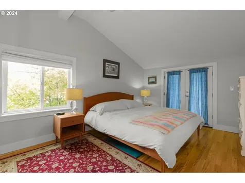 4001 Ne Shaver Street Portland OR 97212