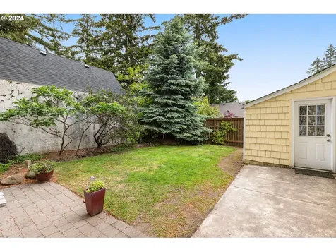 4001 Ne Shaver Street Portland OR 97212