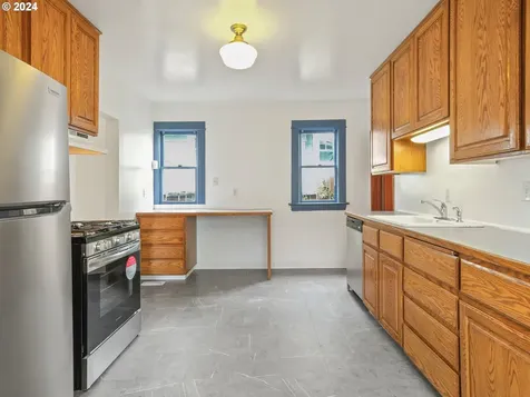 3930 Se 62nd Avenue Portland OR 97206