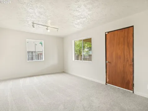 3930 Se 62nd Avenue Portland OR 97206