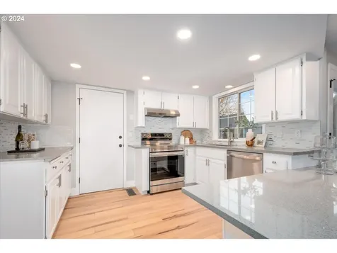 840 Moonflower Street NE Salem OR 97301