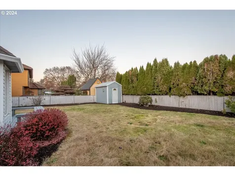 840 Moonflower Street NE Salem OR 97301