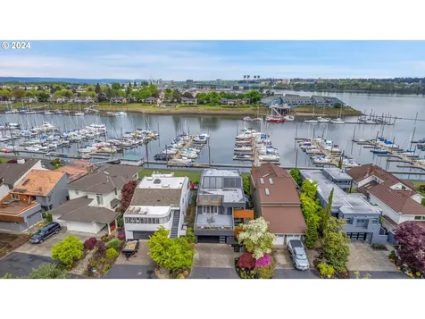 185 N Lotus Beach Drive Portland OR 97217