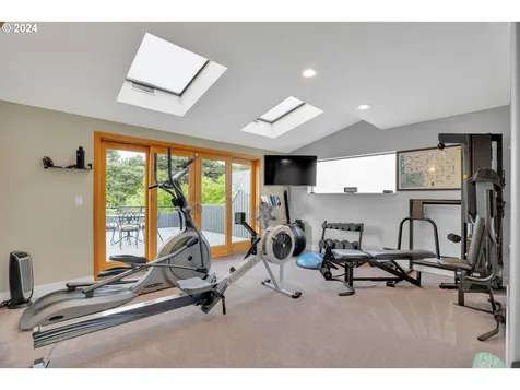 185 N Lotus Beach Drive Portland OR 97217