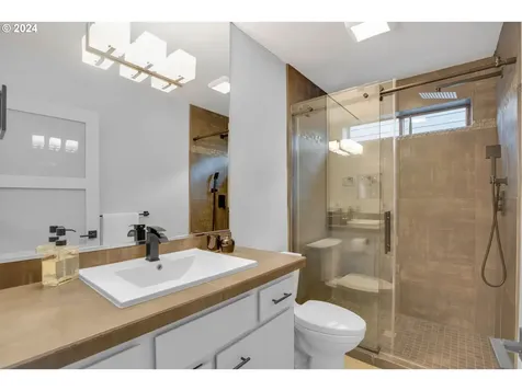 185 N Lotus Beach Drive Portland OR 97217
