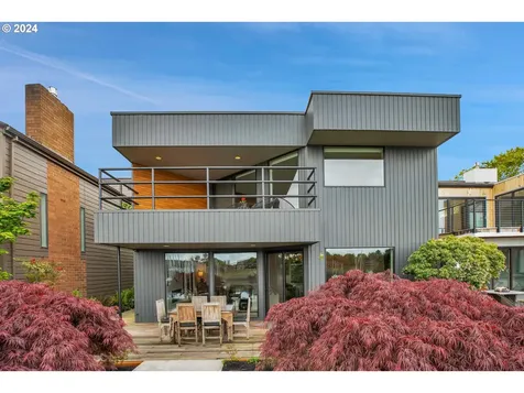 185 N Lotus Beach Drive Portland OR 97217