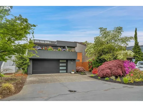 185 N Lotus Beach Drive Portland OR 97217