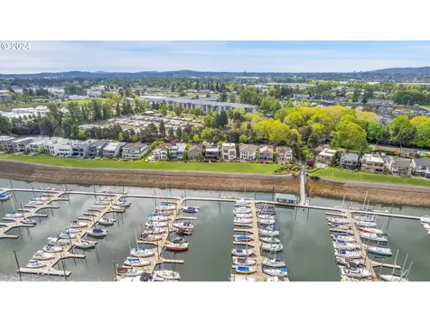 185 N Lotus Beach Drive Portland OR 97217