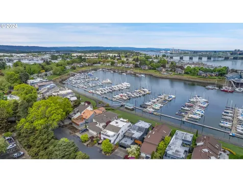 185 N Lotus Beach Drive Portland OR 97217