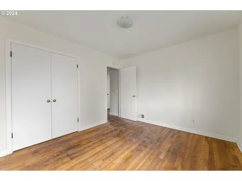 5206 Se Francis Street Portland OR 97206
