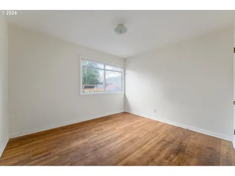 5206 Se Francis Street Portland OR 97206