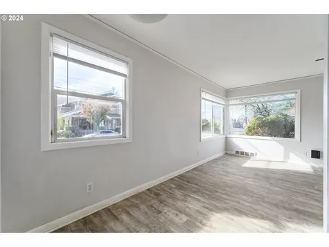 5206 Se Francis Street Portland OR 97206