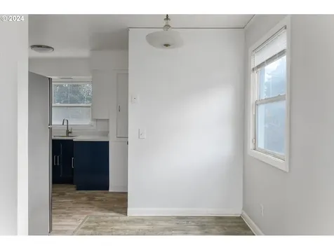 5206 Se Francis Street Portland OR 97206