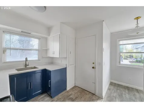 5206 Se Francis Street Portland OR 97206