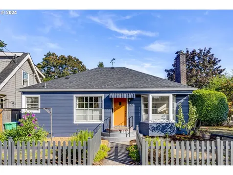 3639 Ne Emerson Street Portland OR 97211