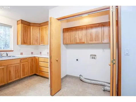 1617/1625 SE Clatsop Street Portland OR 97202