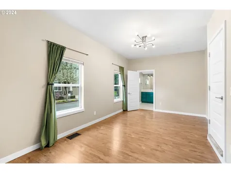 9003 N Saint Louis Avenue Portland OR 97203