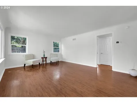 320 N Grove Court Eugene OR 97404