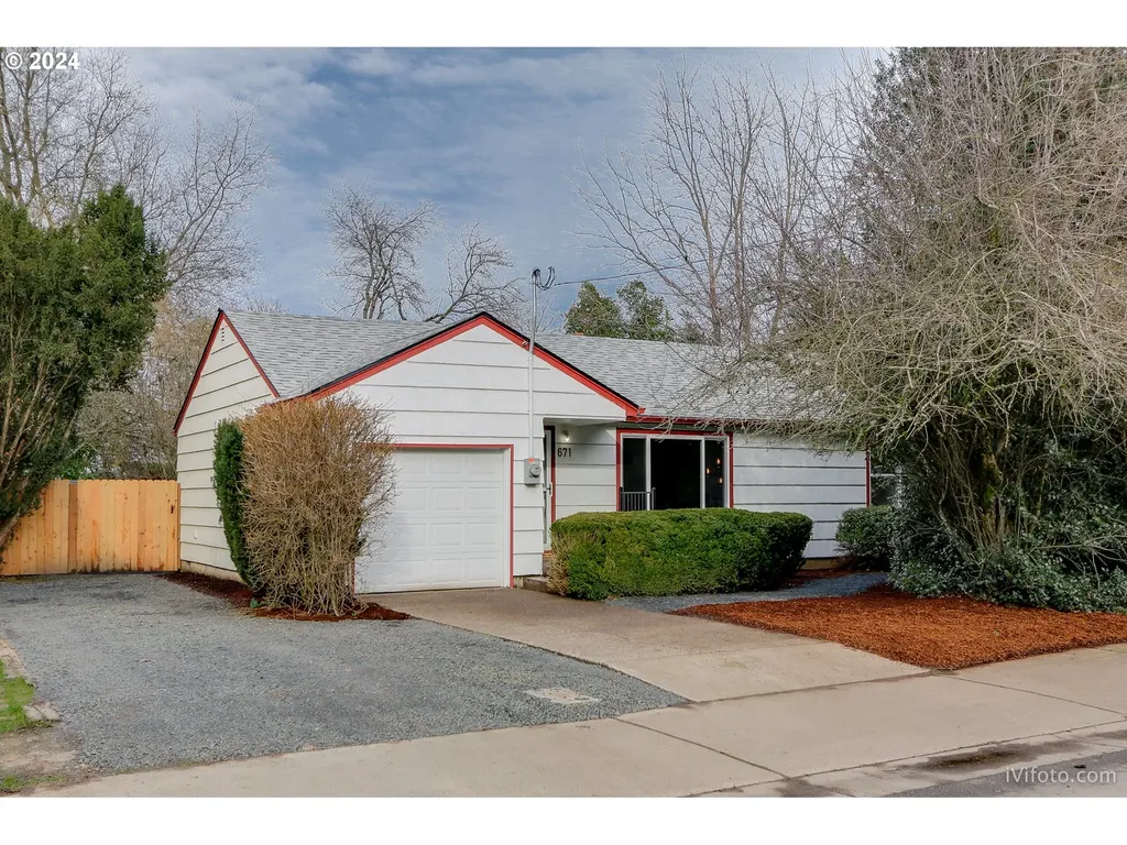 671 Irving Road Eugene OR 97404