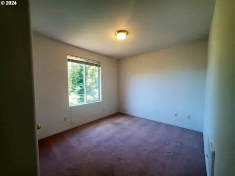 344 Se Ella Street Roseburg OR 97470