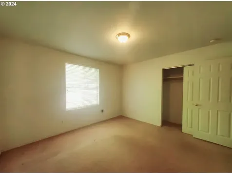 344 Se Ella Street Roseburg OR 97470