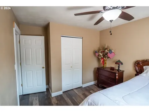 24899 Kingpin Loop Veneta OR 97487