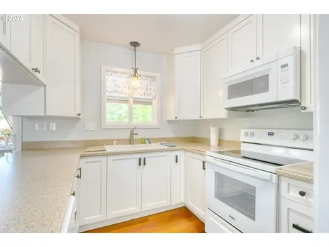 827 NW 6th Street Pendleton OR 97801