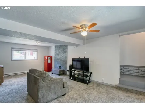 827 NW 6th Street Pendleton OR 97801