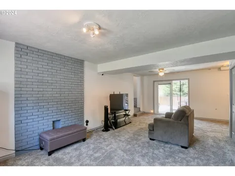 827 NW 6th Street Pendleton OR 97801