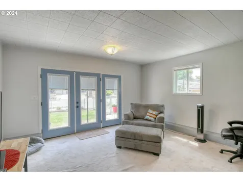 827 NW 6th Street Pendleton OR 97801