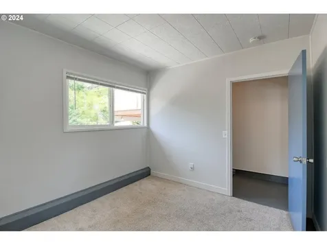 827 NW 6th Street Pendleton OR 97801