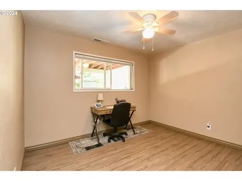 827 NW 6th Street Pendleton OR 97801