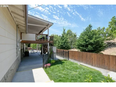 827 NW 6th Street Pendleton OR 97801