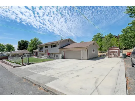 827 NW 6th Street Pendleton OR 97801