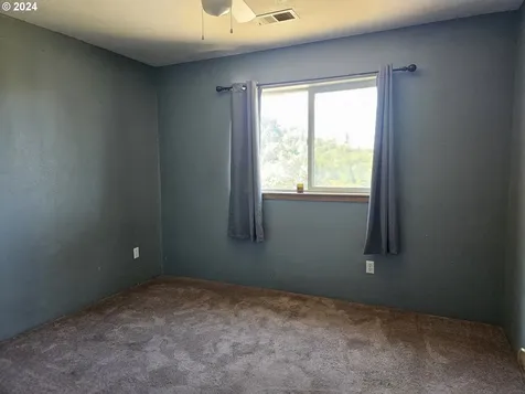 1396 SE Laurel Court Roseburg OR 97470