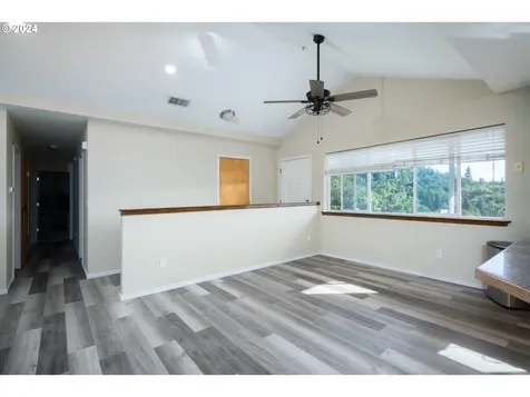 1396 SE Laurel Court Roseburg OR 97470