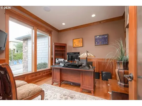 2630 W 1st Street Washougal WA 98671