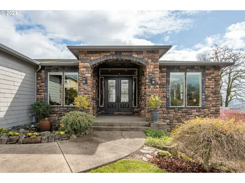 2630 W 1st Street Washougal WA 98671