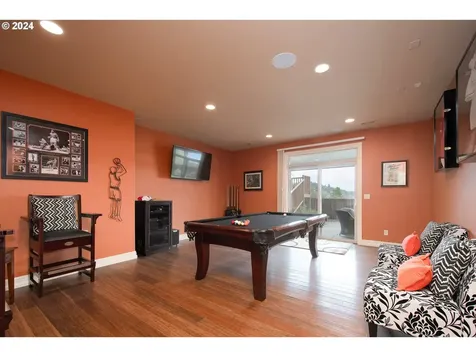 2630 W 1st Street Washougal WA 98671