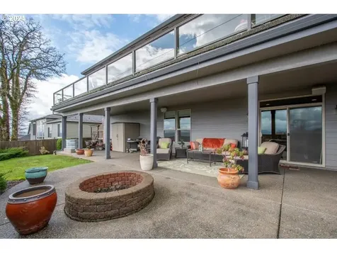2630 W 1st Street Washougal WA 98671