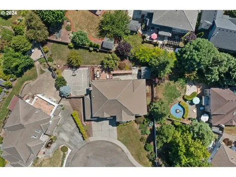 14116 Se Eastridge Court Portland OR 97236
