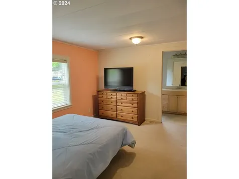 1400 S Elm Street Canby OR 97013