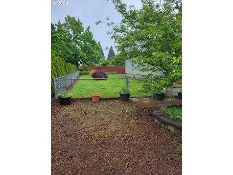 1400 S Elm Street Canby OR 97013