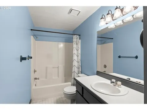 2263 SW Augusta Drive Beaverton OR 97003