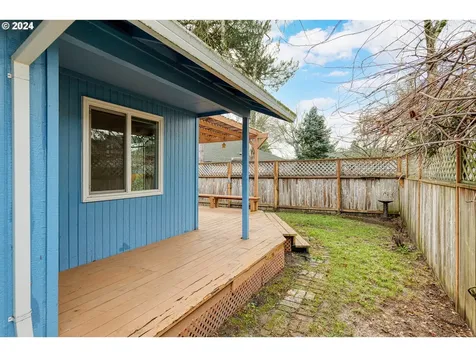 2263 SW Augusta Drive Beaverton OR 97003