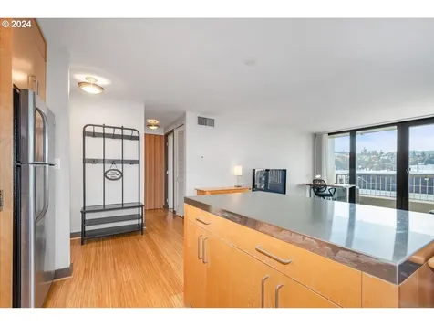 255 SW Harrison Street Portland OR 97201