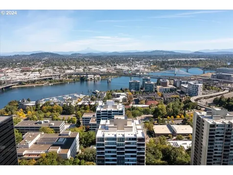 255 SW Harrison Street Portland OR 97201
