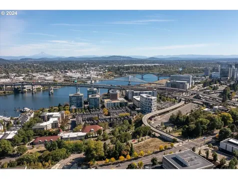 255 SW Harrison Street Portland OR 97201